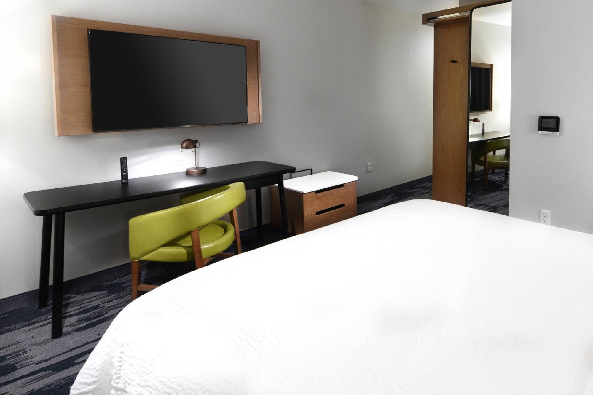 Fairfield Inn & Suites Ontario Rancho Cucamonga Eksteriør billede