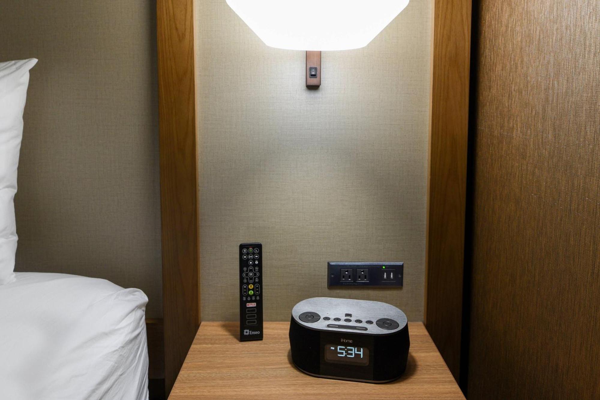 Fairfield Inn & Suites Ontario Rancho Cucamonga Eksteriør billede