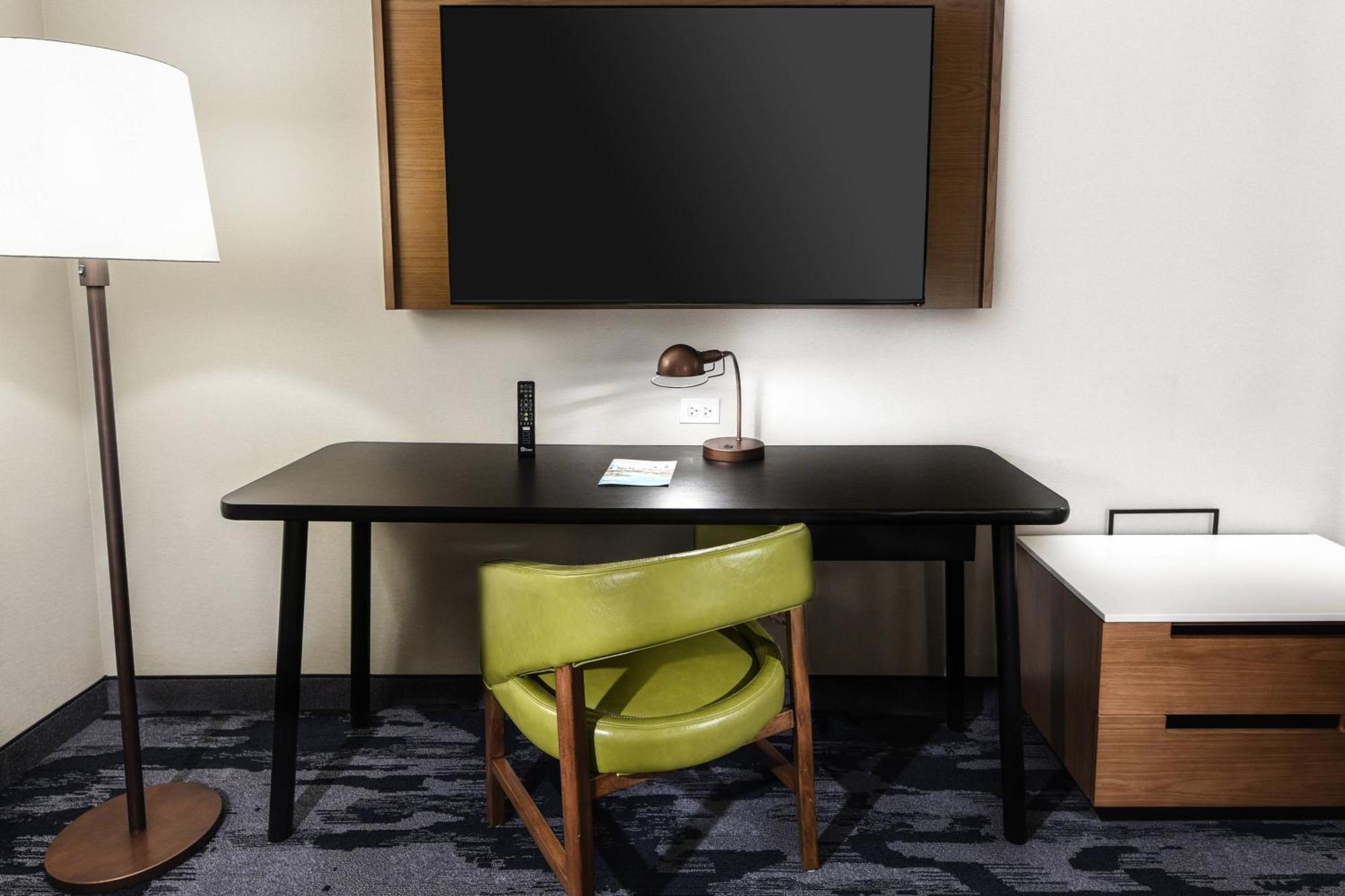 Fairfield Inn & Suites Ontario Rancho Cucamonga Eksteriør billede
